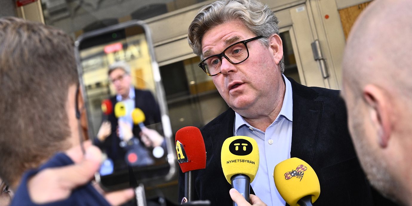 Arkivbild från 14 september: Justitieminister Gunnar Strömmer (M) utanför Moderaternas partihögkvarter i Stockholm.