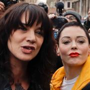 Asia Argento och Rose McGowan har båda anklagat Weinstein för våldtäkt.