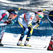 essica Diggins, Ebba Andersson och Astrid Jacobsen under loppet.