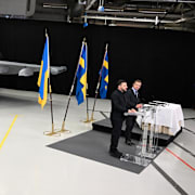 Ulf Kristersson (M) och Volodymyr Zelenskyj höll en gemensam pressträff under besöket på Saab.