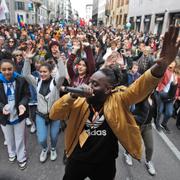 Demonstranter i Milano. 