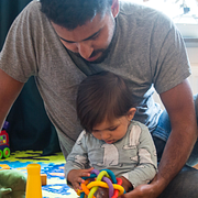 Enligt Försäkringskassan är det en myt att svenska pappor tar ut mer föräldraledighet under stora idrottsmästerskap.