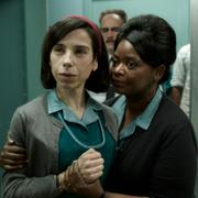 Sally Hawkins och Octavia Spencer i den hyllade filmen ”The shape of water”. 