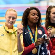 Sarah Sjöström tar brons i damernas 100m frisim vid Olympic Aquatics Stadium vid OS i Rio.