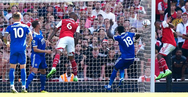 Viaplay sänder bland annat Premier Legue. Här Arsenals Gabriel Jesus som gör mål mot Leicester. Mike Egerton / AP
