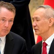 Arkivbild: Robert Lighthizer (tv) och Liu He.