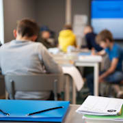 Elever i ett klassrum.