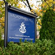 Exteriör på Sigtunaskolan Humanistiska Läroverket - SSHL.