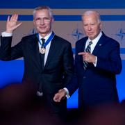 Natos generalsekreterare Jens Stoltenberg och USA:s president Joe Biden.