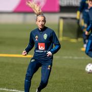 Kosovare Asllani