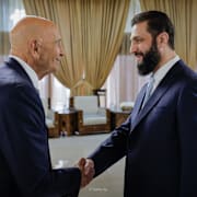 USA:s Syriensändebud Tom Barrack har träffat Syriens president Ahmed al-Sharaa under söndagen.