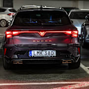 Cupra tror starkt på laddhybrid som ett steg in i elektrifieringen och erbjuder modeller med den nya generationens laddhybridteknik och räckvidd på el på upp till hela 129 km. 