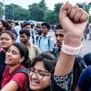 Studenter i en protest mot mäns våld mot kvinnor i Calcutta den 21 augusti. 