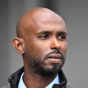 Enligt uppgifter till både Aftonbladet och Expressen rör misstankarna omständigheterna kring hur Mohamed Abdukardir Ali tog sig in i riksdagen för Vänsterpartiet.