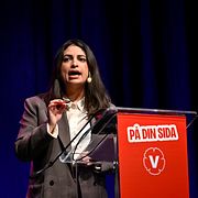 Partiledaren Nooshi Dadgostar 