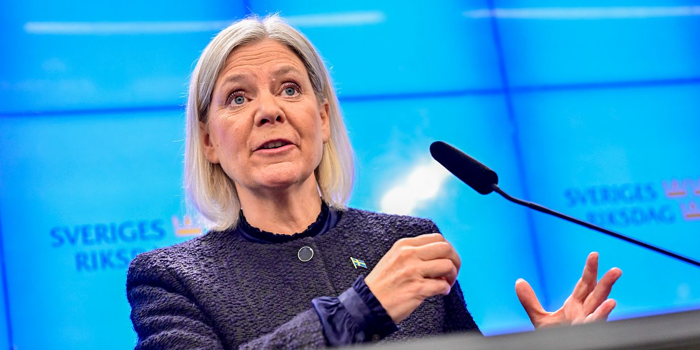 Magdalena Andersson (S) håller en pressträff efter sitt möte med talmannen om sitt sonderingsuppdrag.