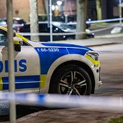 En person sköts till döds och ytterligare en skadades.