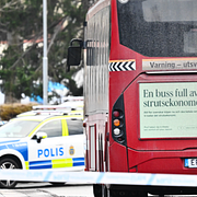 Vänster, polisinsats i Malmö. Mitten, Polisinsats i Tyresö. Höger, Polisinsats i Huddinge.