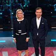 Socialdemokraternas partiledare Magdalena Andersson (S) och Moderaternas partiledare statsminister Ulf Kristersson (M) i studion på TV4 där de möts i en statsministerduell, den sista debatten innan valet