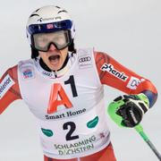 Henrik Kristoffersen vid målgång i Schladming