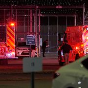 Ambulanser anländer till fängelset efter att avrättningen avbröts på onsdagskvällen lokal tid.