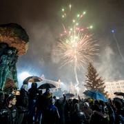 Arkivbild: Blött nyårsfirande på Möllevångstorget i Malmö.