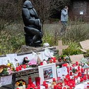 Minnesplats för de döda aporna.