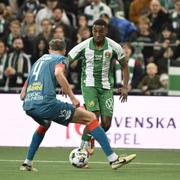 Hammarbys Paulos Abraham mot Varbergs Niklas Dahlström. 