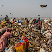 Sopberget i fråga som ligger i området Bhalswa.