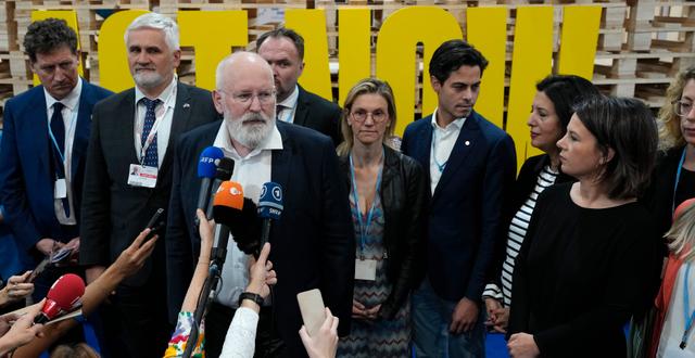 Frans Timmermans under COP27.  Peter Dejong / AP
