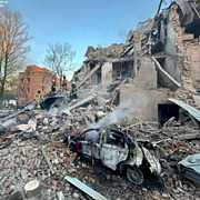 Bilder som Dnipros militärledning har delat efter nattens attacker.