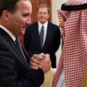 Statsminister Stefan Löfven träffade idag handel och investeringsminister Majid bin Abdullah Al Qasabi i Saudiarabien. I mitten i bakgrunden syns Marcus Wallenberg och till höger Sveriges ambassadör i Saudiarabien Jan Knutsson