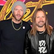 Max Martin till höger, här tillsammans med Coldplay-stjärnan Chris Martin.