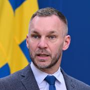 Civilminister Erik Slottner (KD) tog emot utredningen. Arkivbild. 