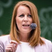 Annie Lööf under sitt tal på Centerpartiets dag i Almedalen. 