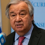 Avspärrningar efter skjutningen i Tel Aviv och  António Guterres 