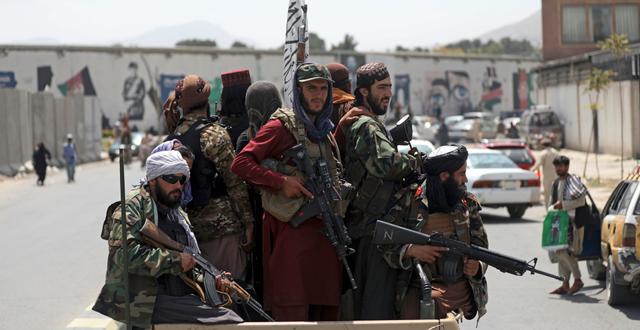 Talibaner i Kabul. Rahmat Gul / TT NYHETSBYRÅN