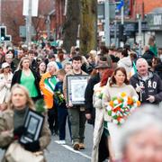 Irländska nationalister demonstrerar i Belfast på söndagen.