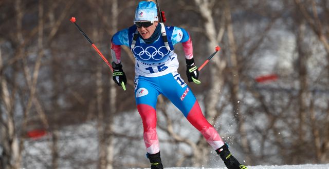 Ryska skidskytten Kristina Reztsova under OS i Peking 2022. KIM HONG-JI / REUTERS