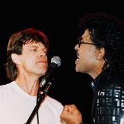 Little Richard och Mick Jagger framträder tillsammans i Cleveland 1989.