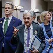 Scott Bessent och Jerome Powell.