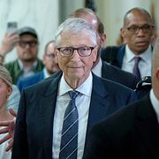BIll Gates efter förhöret.