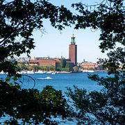 Stadshuset sett från Långholmen. 
