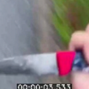 Bilder från när en 14-årig pojke attackerade en 82-årig man i Hässelby 2024.