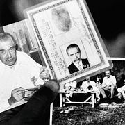 Bilder på Josef Mengele som hittades efter hans död.