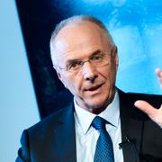 Sven-Göran Eriksson håller presskonferens med anledning av boken ”Svennis – min historia”.