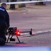 Polis med drönare under en insats i Göteborg, arkivbild.