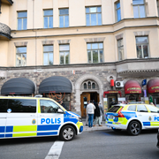 Polisinsats vid Marockos ambassad i centrala Stockholm.