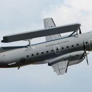 En Saab 340AEW med en Ericsson Erieye radar på ryggen på Försvarsmaktens flygdag på Malmens flygfält utanför Linköping, 2010.