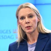 Socialdemokraternas Åsa Westlund (S) under pressträff om unga pojkars skolresultat. 